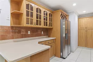 5505 W 14th Ln, Hialeah, FL 33012 - Photo 5