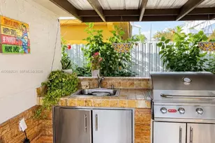 5505 W 14th Ln, Hialeah, FL 33012 - Photo 15