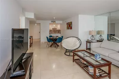 2401 Collins Ave #712, Miami Beach, FL 33140 - Photo 7