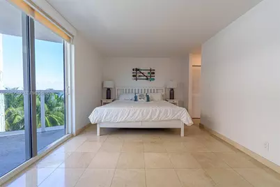 2401 Collins Ave #712, Miami Beach, FL 33140 - Photo 11