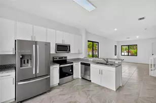 18922 SW 316th St, Homestead, FL 33030 - Photo 5