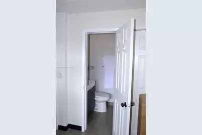 991 E 47th St, Hialeah, FL 33013 - Photo 21