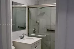 991 E 47th St, Hialeah, FL 33013 - Photo 39
