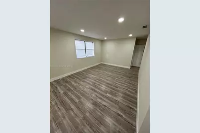 11545 NW 17th Ave, Miami, FL 33167 - Photo 11