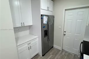 11545 NW 17th Ave, Miami, FL 33167 - Photo 17