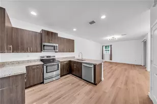 1426 SE 24th Terrace, Homestead, FL 33035 - Photo 1