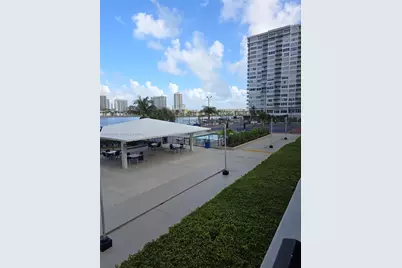 2780 NE 183rd St #1802, Aventura, FL 33160 - Photo 45