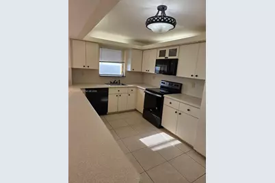 2780 NE 183rd St #1802, Aventura, FL 33160 - Photo 25
