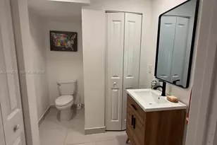 20848 NE 7th Ct, Miami, FL 33179 - Photo 9