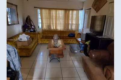 36 W 37th St, Hialeah, FL 33012 - Photo 5