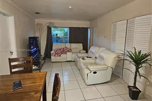 36 W 37th St, Hialeah, FL 33012 - Photo 15
