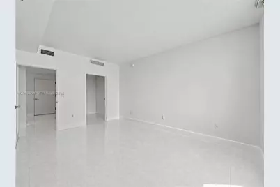 1900 N Bayshore Dr #3911, Miami, FL 33132 - Photo 19