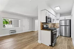 125 Edgewater Dr, Coral Gables, FL 33133 - Photo 9