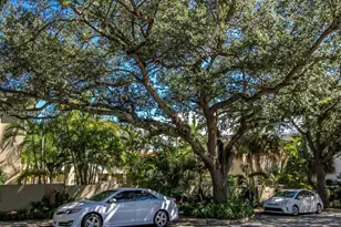 125 Edgewater Dr, Coral Gables, FL 33133 - Photo 23