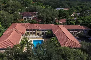 125 Edgewater Dr, Coral Gables, FL 33133 - Photo 3