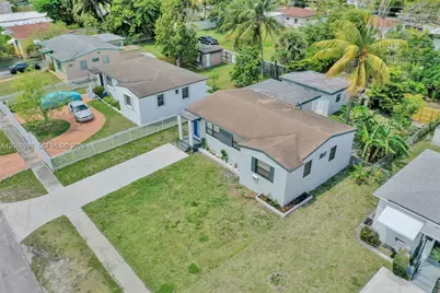 941 NE 155th Ter, North Miami Beach, FL 33162 - Photo 17