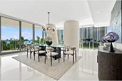 300 Biscayne Blvd Way #301, Miami, FL 33131 - Photo 9