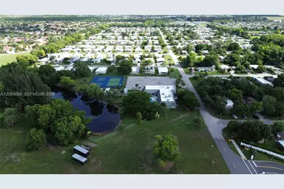 121 Sugar Loaf #63, Naples, FL 34114 - Photo 27