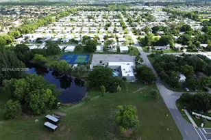 121 Sugar Loaf, Naples, FL 34114 - Photo 27