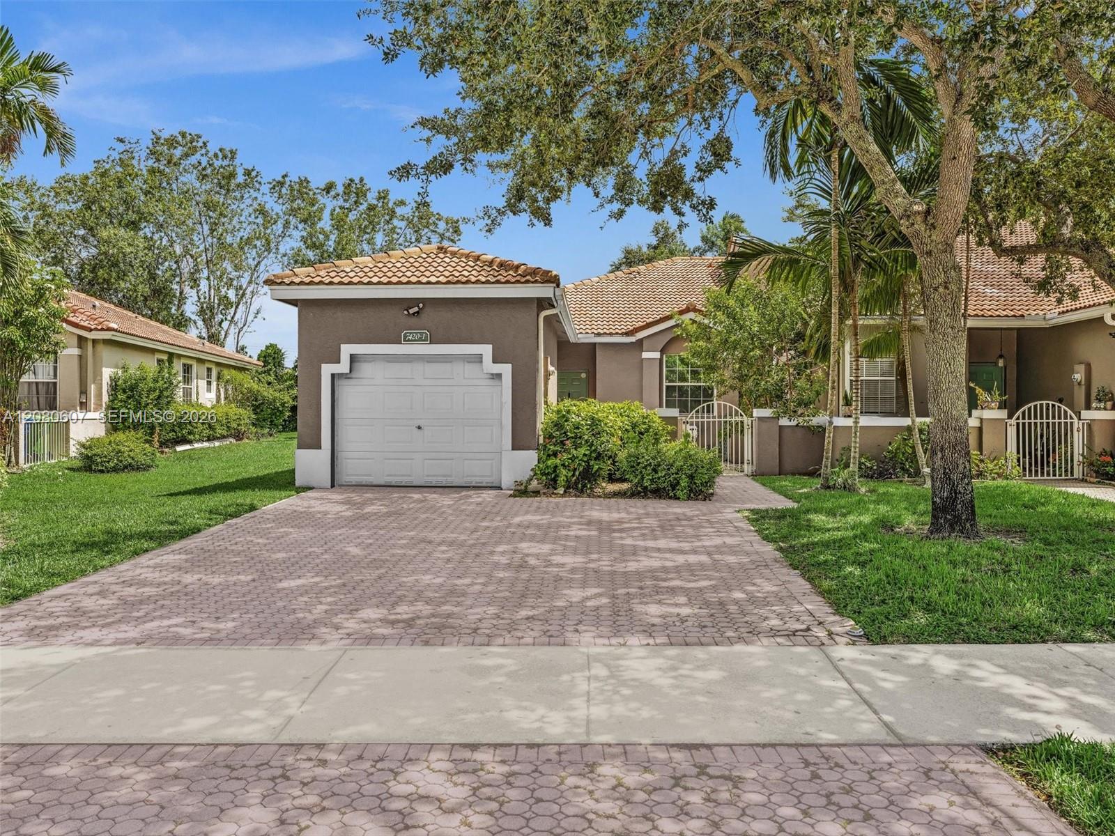 7420 S Aragon Blvd #1 - 7420 S Aragon Blvd #1, Sunrise, FL 33313 Luxury Property | Jose Angel Pina