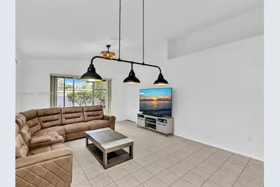 7420 S Aragon Blvd #1, Sunrise, FL 33313 - Photo 11