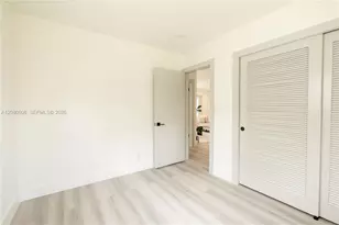4401 NE 13th Ave, Oakland Park, FL 33334 - Photo 25