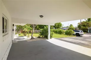 4401 NE 13th Ave, Oakland Park, FL 33334 - Photo 3