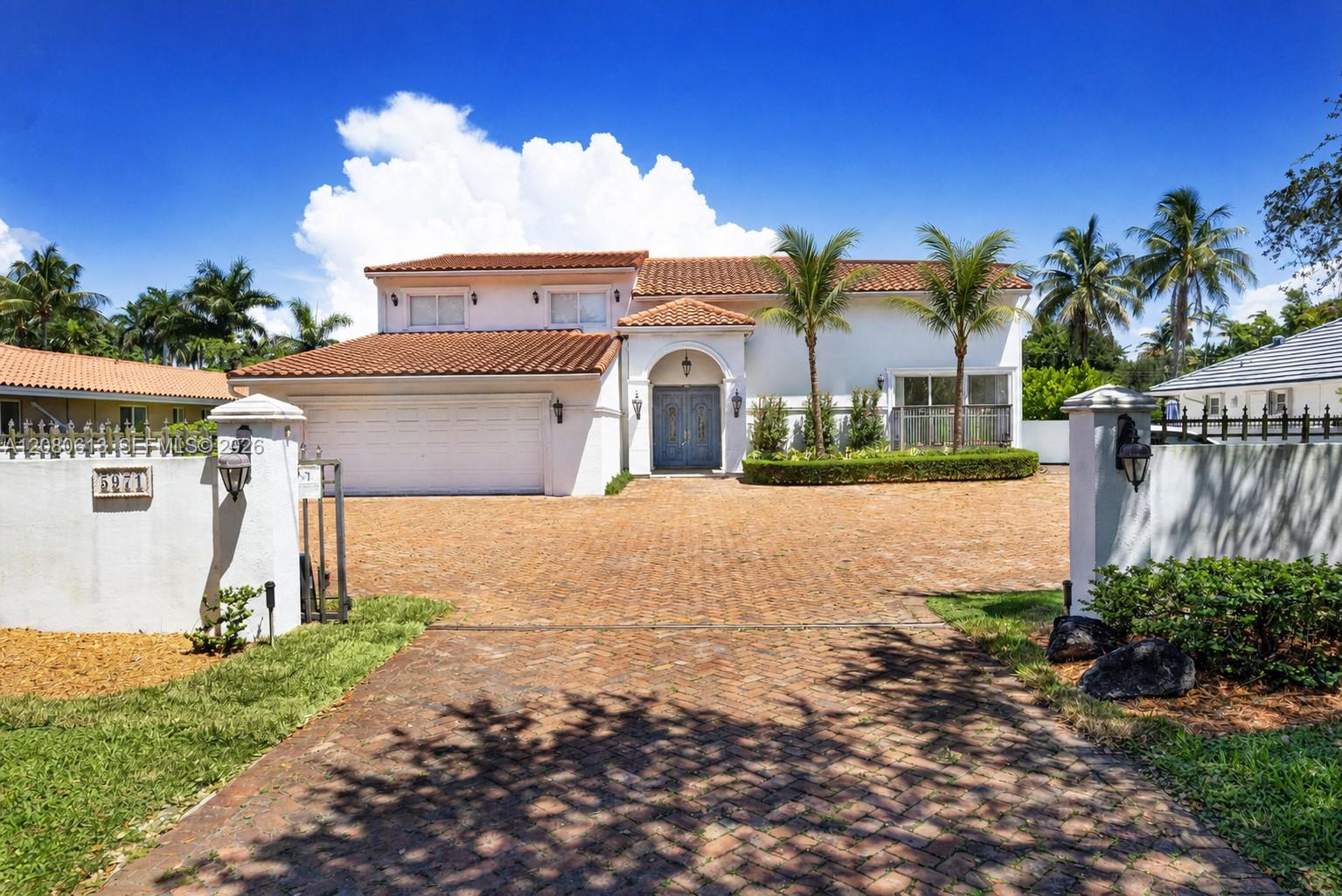 5971 SW 88th St - 5971 SW 88th St, South Miami, FL 33156 Luxury Property | Jose Angel Pina