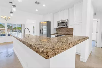 2273 SE 14th St, Pompano Beach, FL 33062 - Photo 13