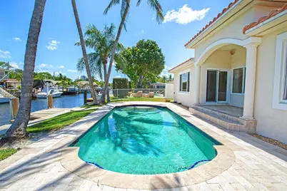2273 SE 14th St, Pompano Beach, FL 33062 - Photo 3