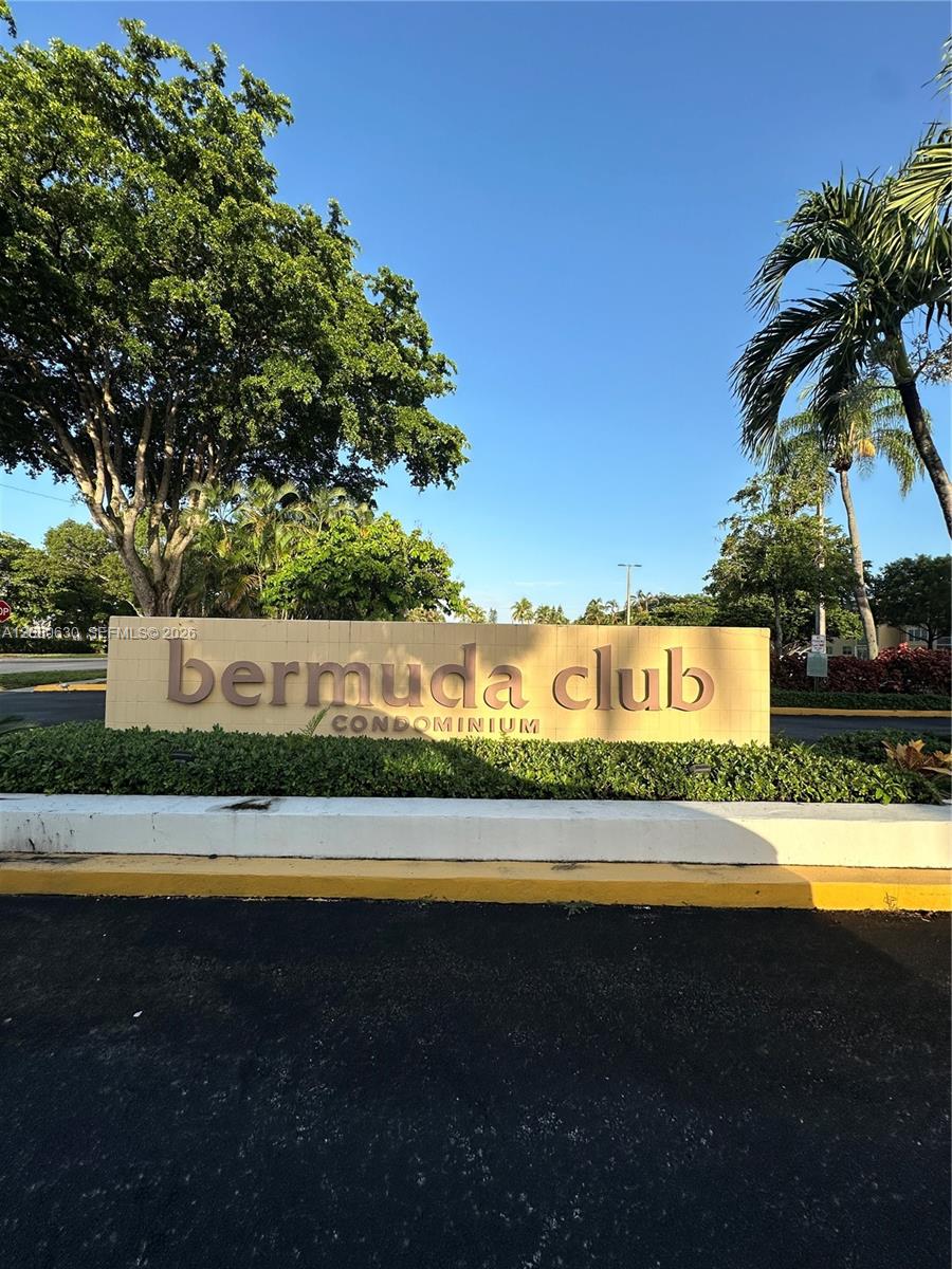 6090 NW 64th Ave #310 - 6090 NW 64th Ave #310, Tamarac, FL 33319 Luxury Property | Jose Angel Pina