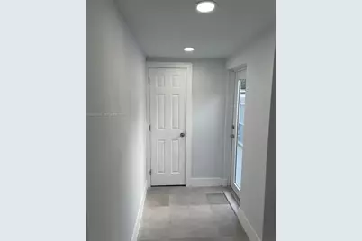 1220 NW 102nd St #1220, Miami, FL 33147 - Photo 11
