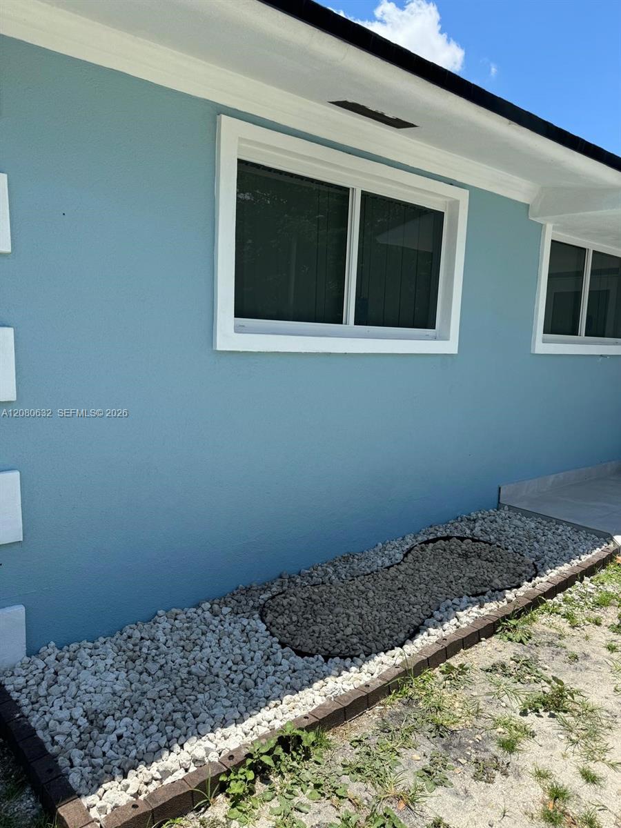 1220 NW 102nd St #1220 - 1220 NW 102nd St #1220, Miami, FL 33147 Luxury Property | Jose Angel Pina