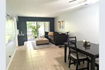 7925 Fairview Dr #201, Tamarac, FL 33321 - Photo 7