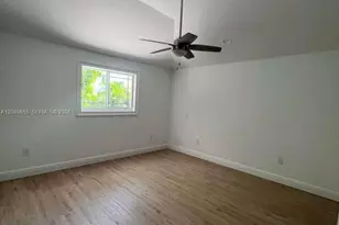 211 SW 29th Rd, Miami, FL 33129 - Photo 9