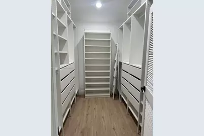 211 SW 29th Rd, Miami, FL 33129 - Photo 11