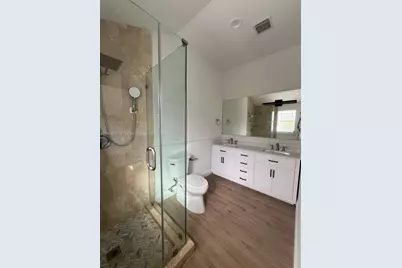211 SW 29th Rd, Miami, FL 33129 - Photo 13