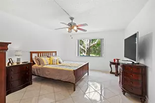 197 Lakeview Dr, Weston, FL 33326 - Photo 13