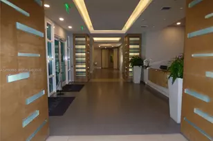 1900 N Bayshore Dr, Miami, FL 33132 - Photo 1