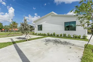 5535 SW 19th St, West Park, FL 33023 - Photo 3