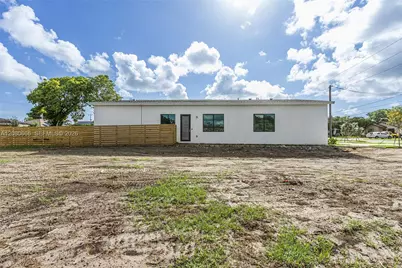 5535 SW 19th St, West Park, FL 33023 - Photo 7