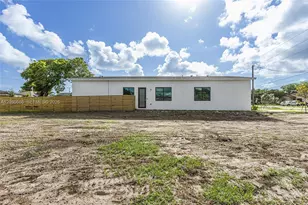5535 SW 19th St, West Park, FL 33023 - Photo 7