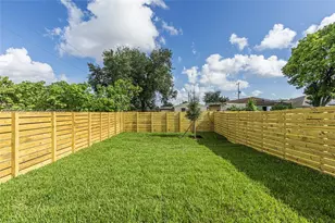 5535 SW 19th St, West Park, FL 33023 - Photo 37