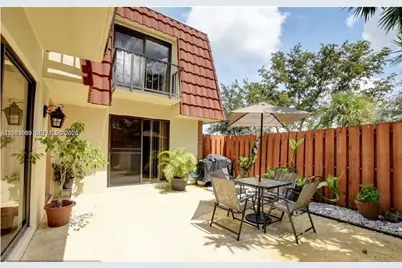 3103 Spanish Wells Dr #2A, Delray Beach, FL 33445 - Photo 1