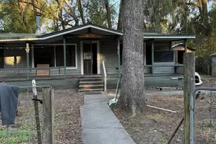2212 NE Washington St, Other City - In The State Of Florida, FL 32055 - Photo 13