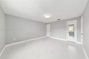8410 SW 154th Cir Ct, Miami, FL 33193 - Photo 15