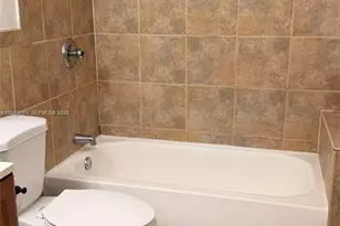 640 SW 9th Ct, Pompano Beach, FL 33060 - Photo 7