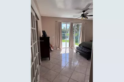 2223 SW 134th Ave, Miramar, FL 33027 - Photo 9