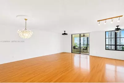500 Three Islands Blvd #618, Hallandale Beach, FL 33009 - Photo 7