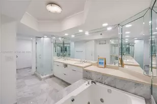 16425 Collins Ave, Sunny Isles Beach, FL 33160 - Photo 9